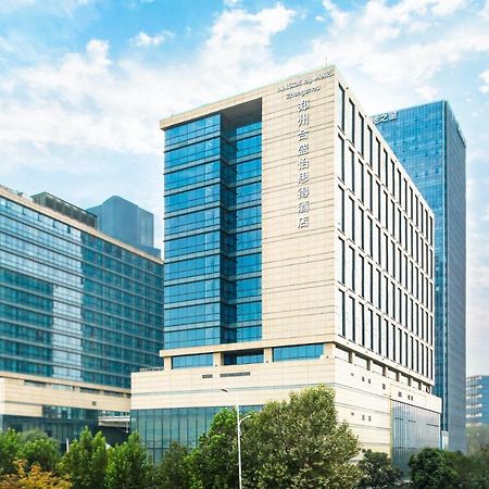 Innside By Melia Zhengzhou Exteriör bild