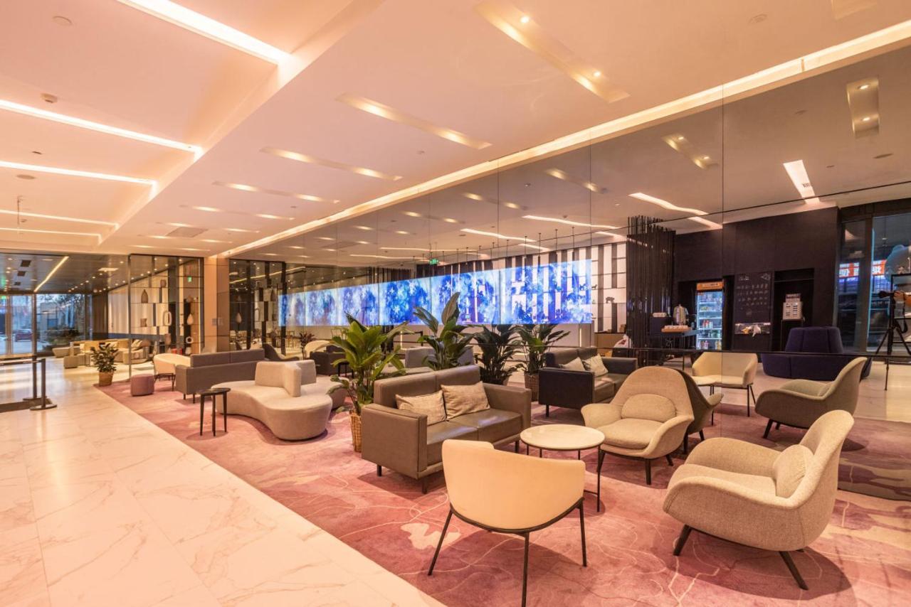 Innside By Melia Zhengzhou Exteriör bild
